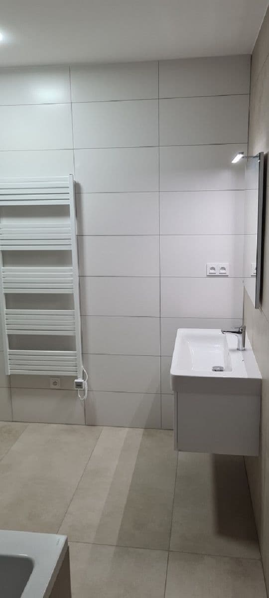 1 bedroom with open-plan kitchen flat to rent, 84 m², Hradišťská, Staré Město, Zlínský Region 1 bedroom with open-plan kitchen flat to rent, 84 m², Hradišťská, Staré Město, Zlínský Region