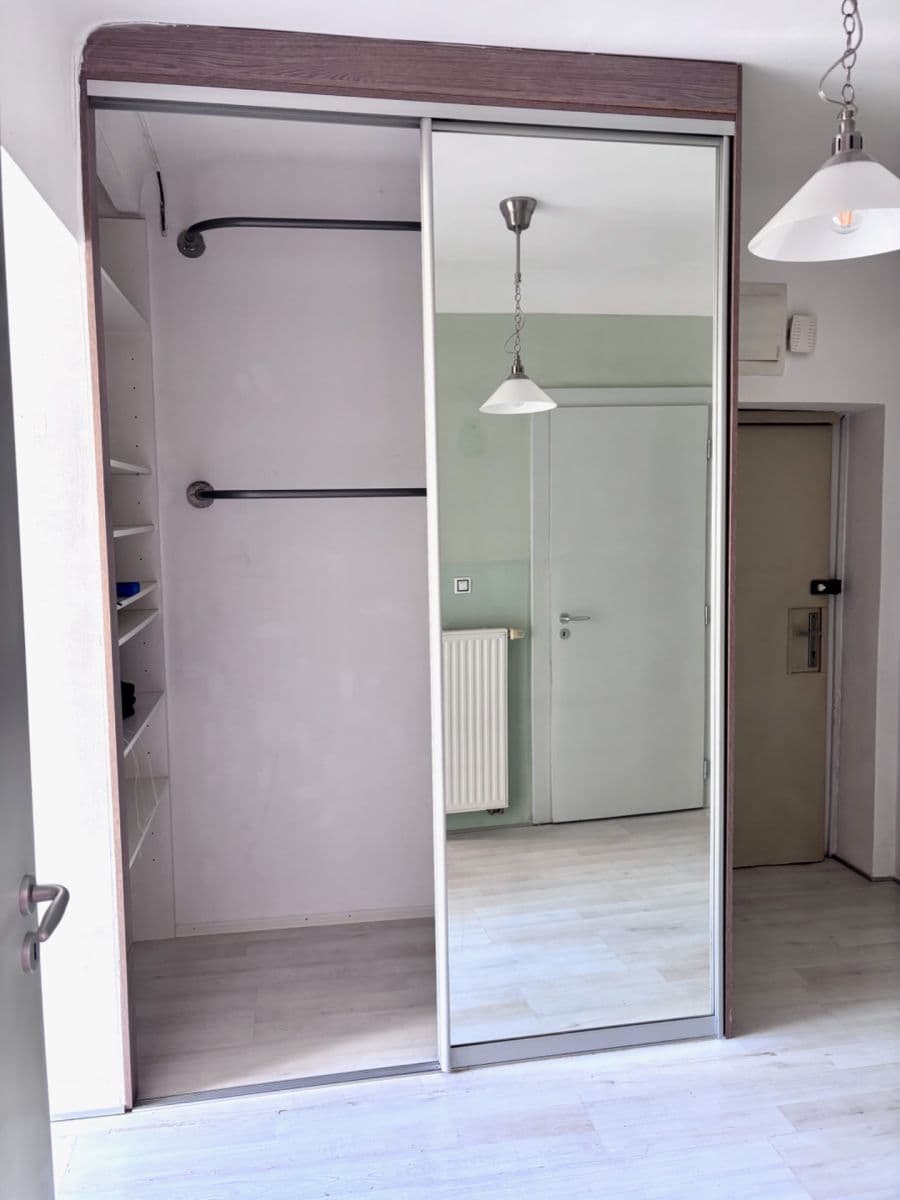 1 bedroom with open-plan kitchen flat to rent, 52 m², Domažlická, Prague, Prague 1 bedroom with open-plan kitchen flat to rent, 52 m², Domažlická, Prague, Prague