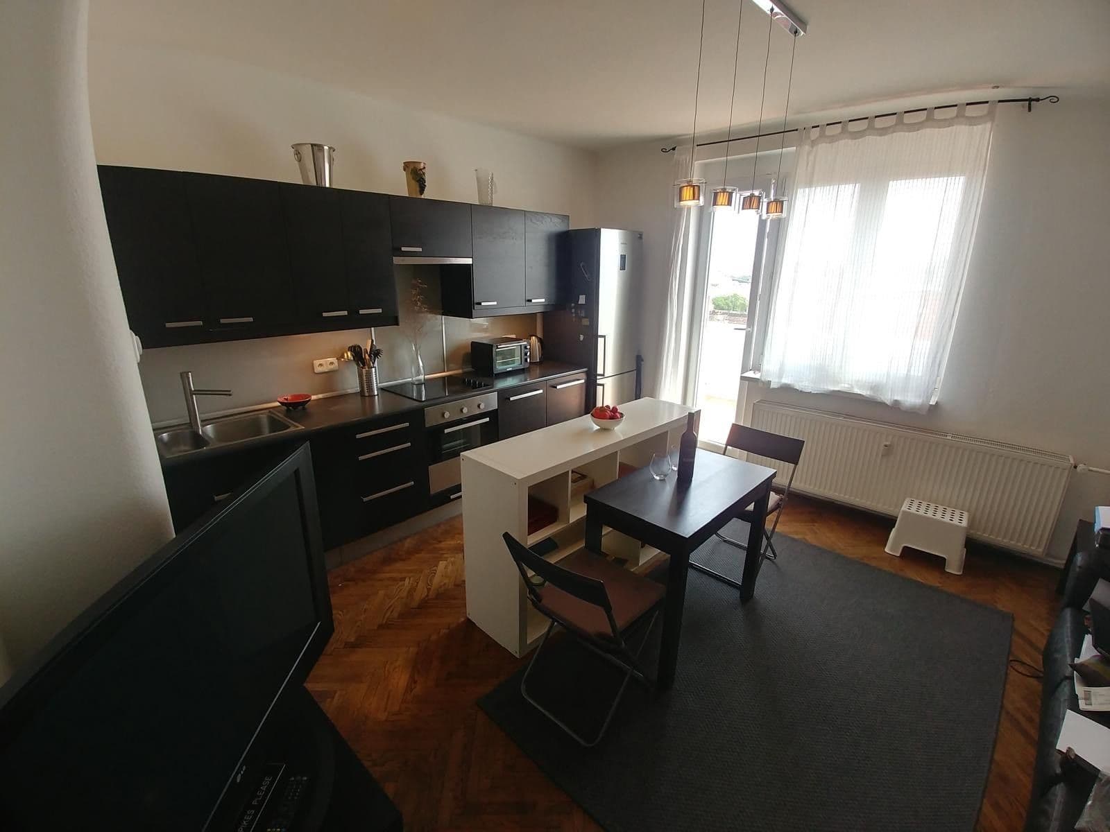 1 bedroom with open-plan kitchen flat to rent, 55 m², U Santošky, Prague, Prague 1 bedroom with open-plan kitchen flat to rent, 55 m², U Santošky, Prague, Prague