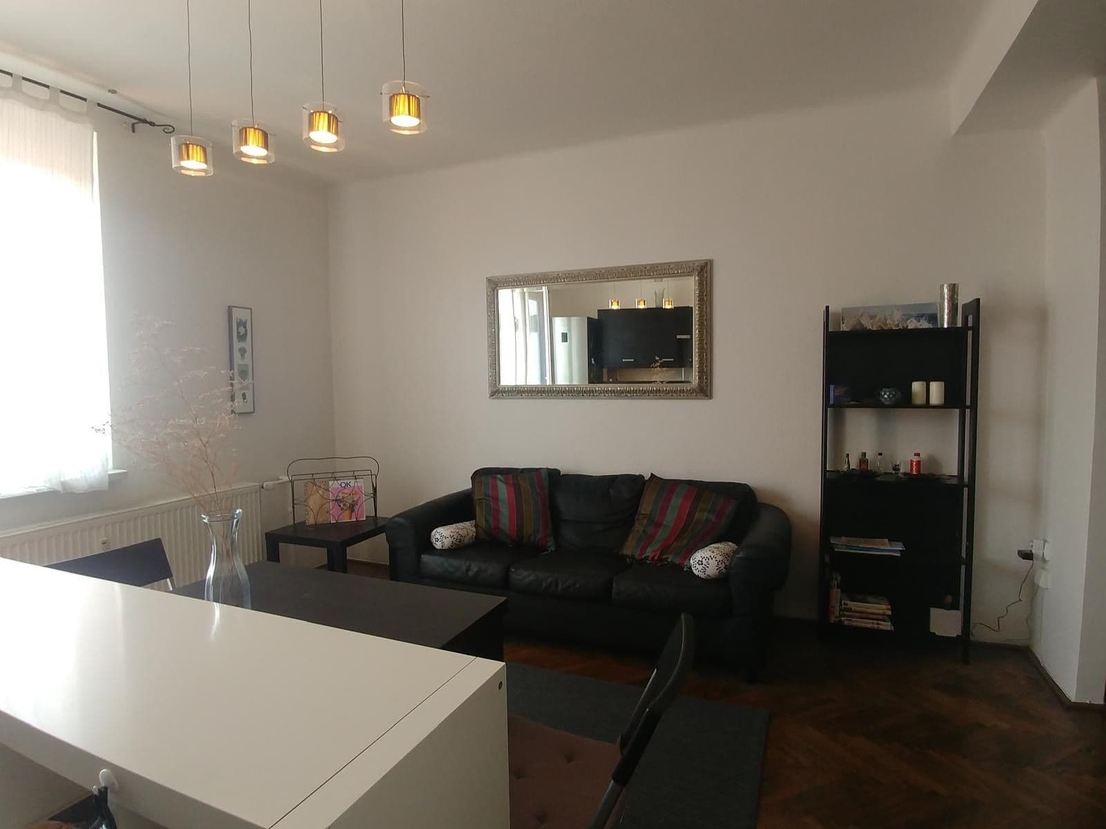 1 bedroom with open-plan kitchen flat to rent, 55 m², U Santošky, Prague, Prague 1 bedroom with open-plan kitchen flat to rent, 55 m², U Santošky, Prague, Prague