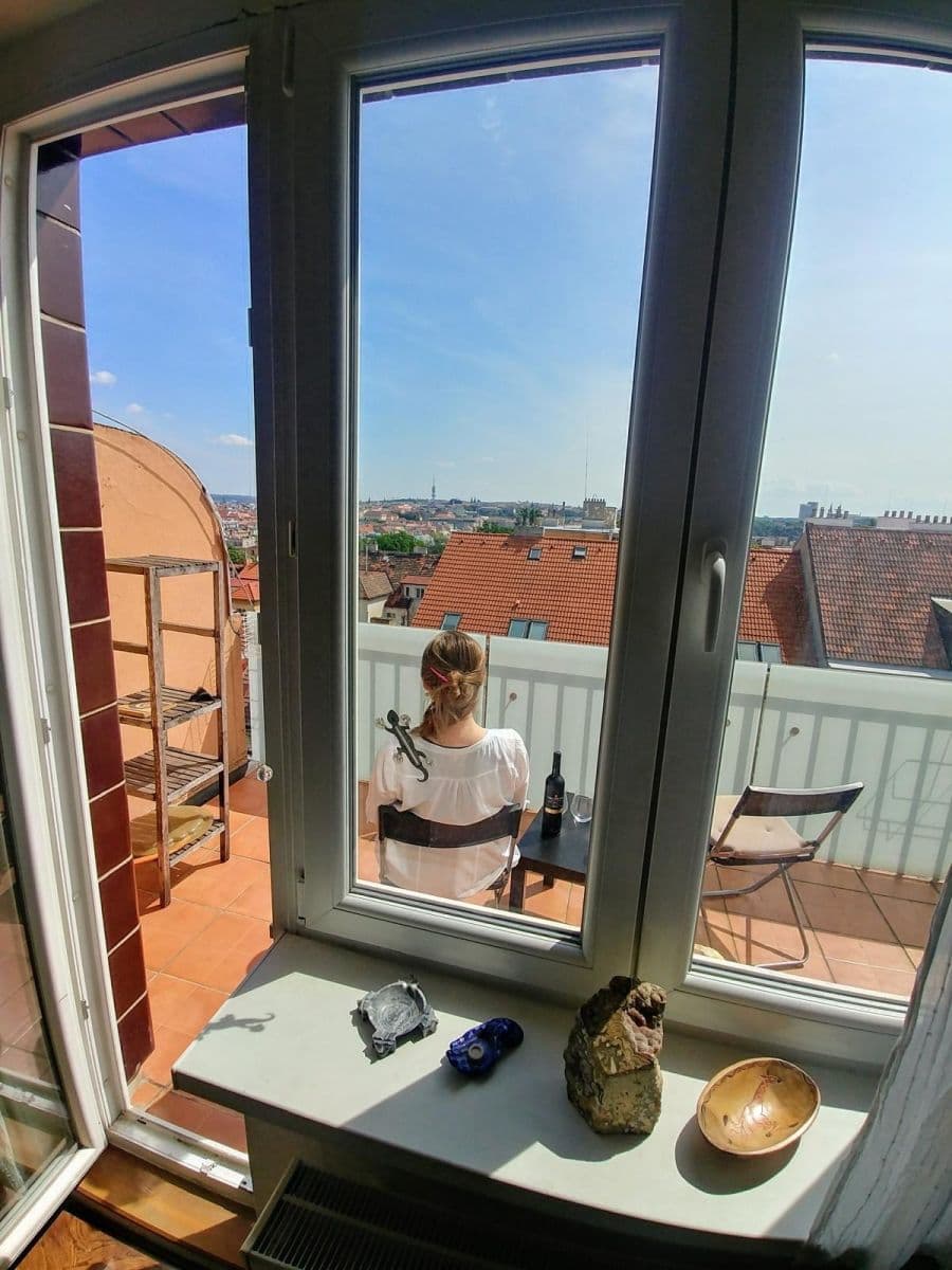 1 bedroom with open-plan kitchen flat to rent, 55 m², U Santošky, Prague, Prague 1 bedroom with open-plan kitchen flat to rent, 55 m², U Santošky, Prague, Prague