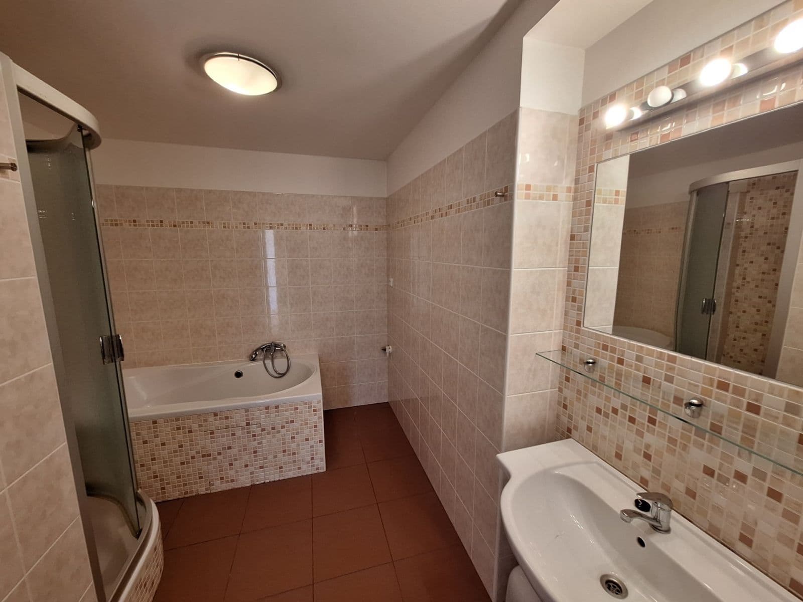 2 bedroom with open-plan kitchen flat to rent, 120 m², Benická, Prague, Prague 2 bedroom with open-plan kitchen flat to rent, 120 m², Benická, Prague, Prague