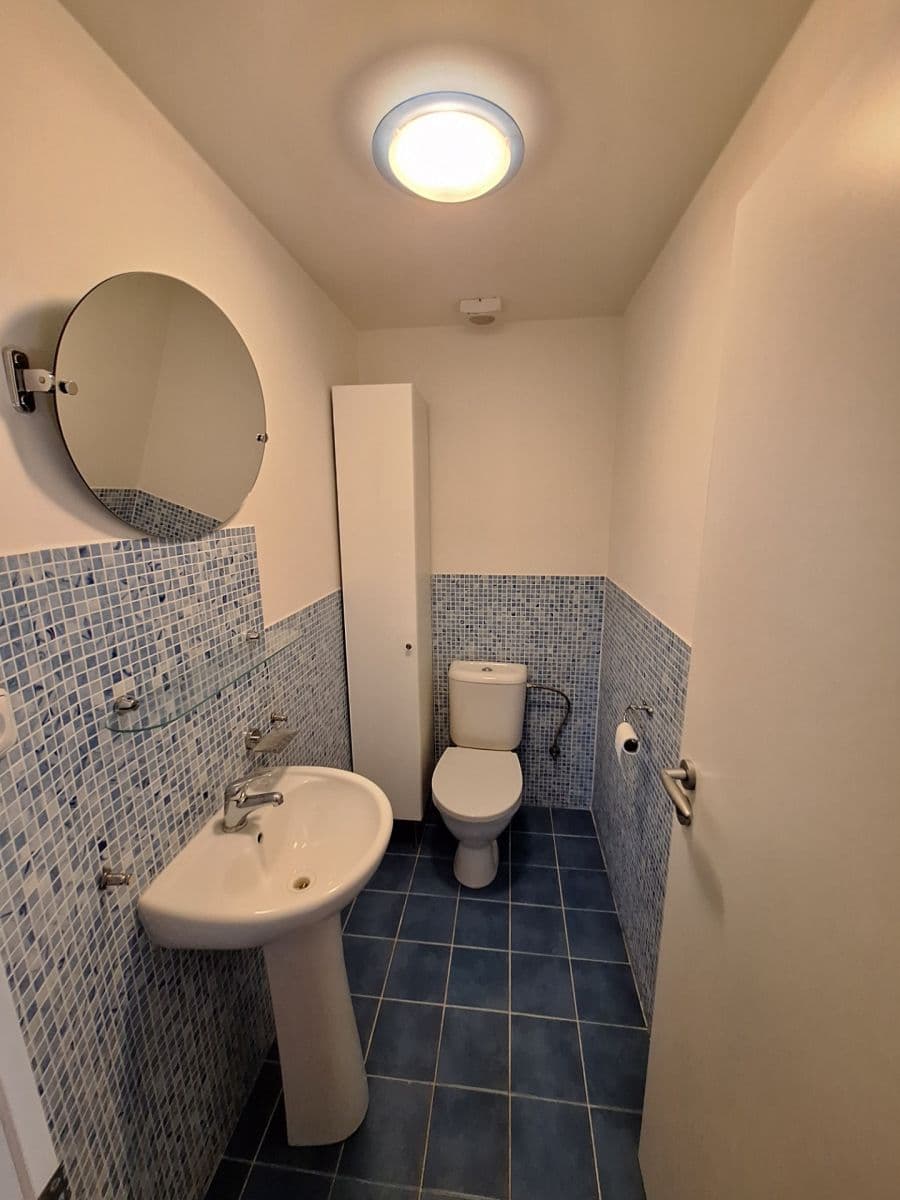 2 bedroom with open-plan kitchen flat to rent, 120 m², Benická, Prague, Prague 2 bedroom with open-plan kitchen flat to rent, 120 m², Benická, Prague, Prague
