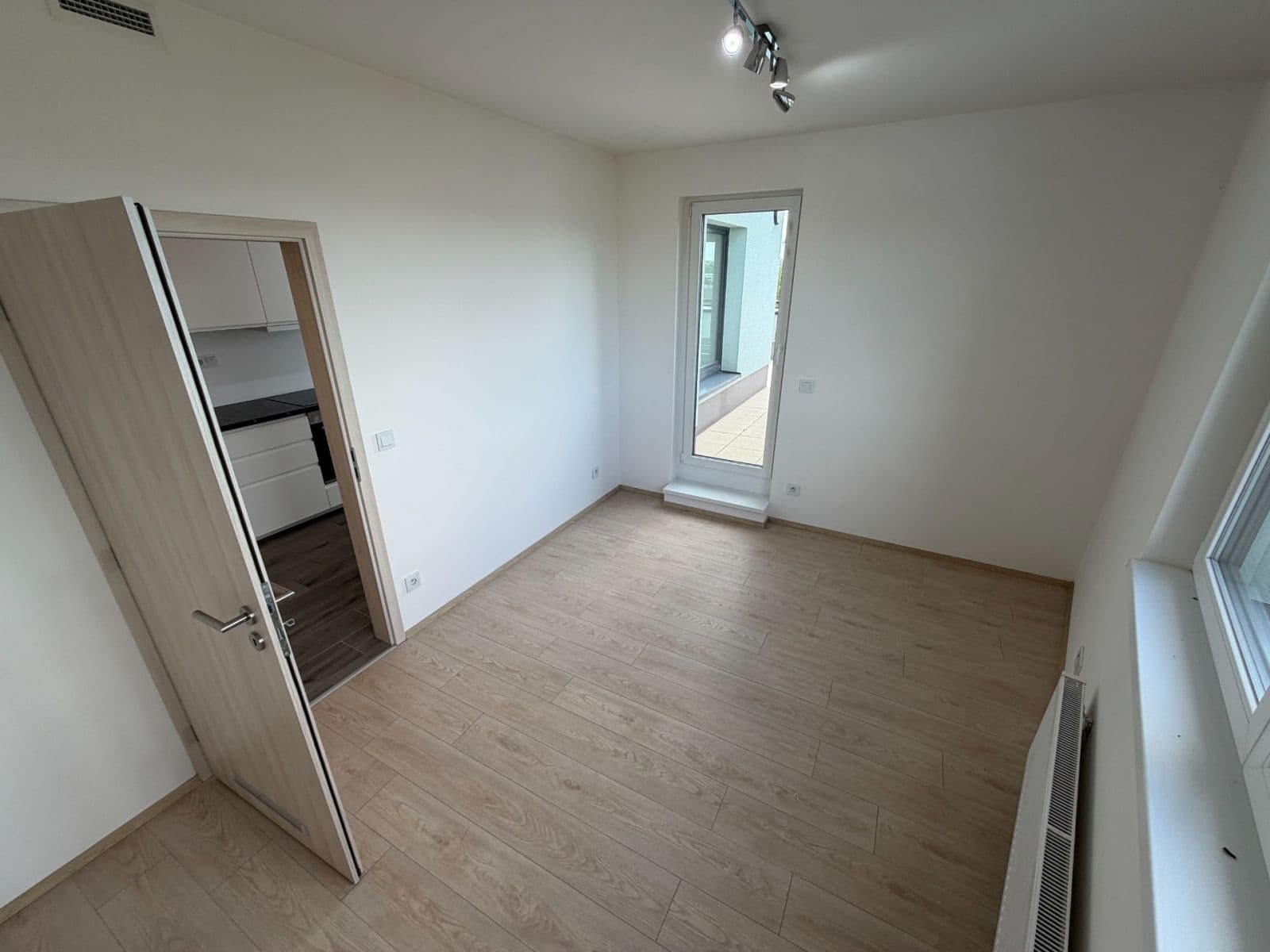1 bedroom with open-plan kitchen flat to rent, 71 m², Františka Diviše, Prague, Prague 1 bedroom with open-plan kitchen flat to rent, 71 m², Františka Diviše, Prague, Prague