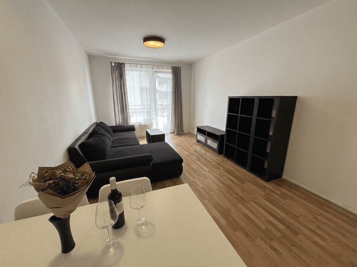 1 bedroom with open-plan kitchen flat to rent, 58 m², Zvěřinova, Prague, Prague 1 bedroom with open-plan kitchen flat to rent, 58 m², Zvěřinova, Prague, Prague