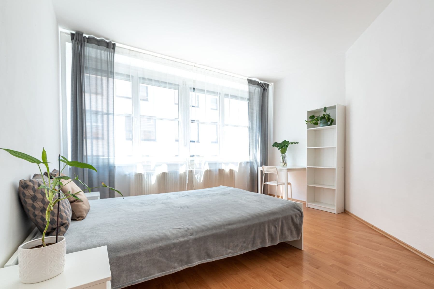 4 bedroom flat to rent, 95 m², Mickiewiczova, Bratislava - mestská časť Staré Mesto, Bratislavský Region 4 bedroom flat to rent, 95 m², Mickiewiczova, Bratislava - mestská časť Staré Mesto, Bratislavský Region