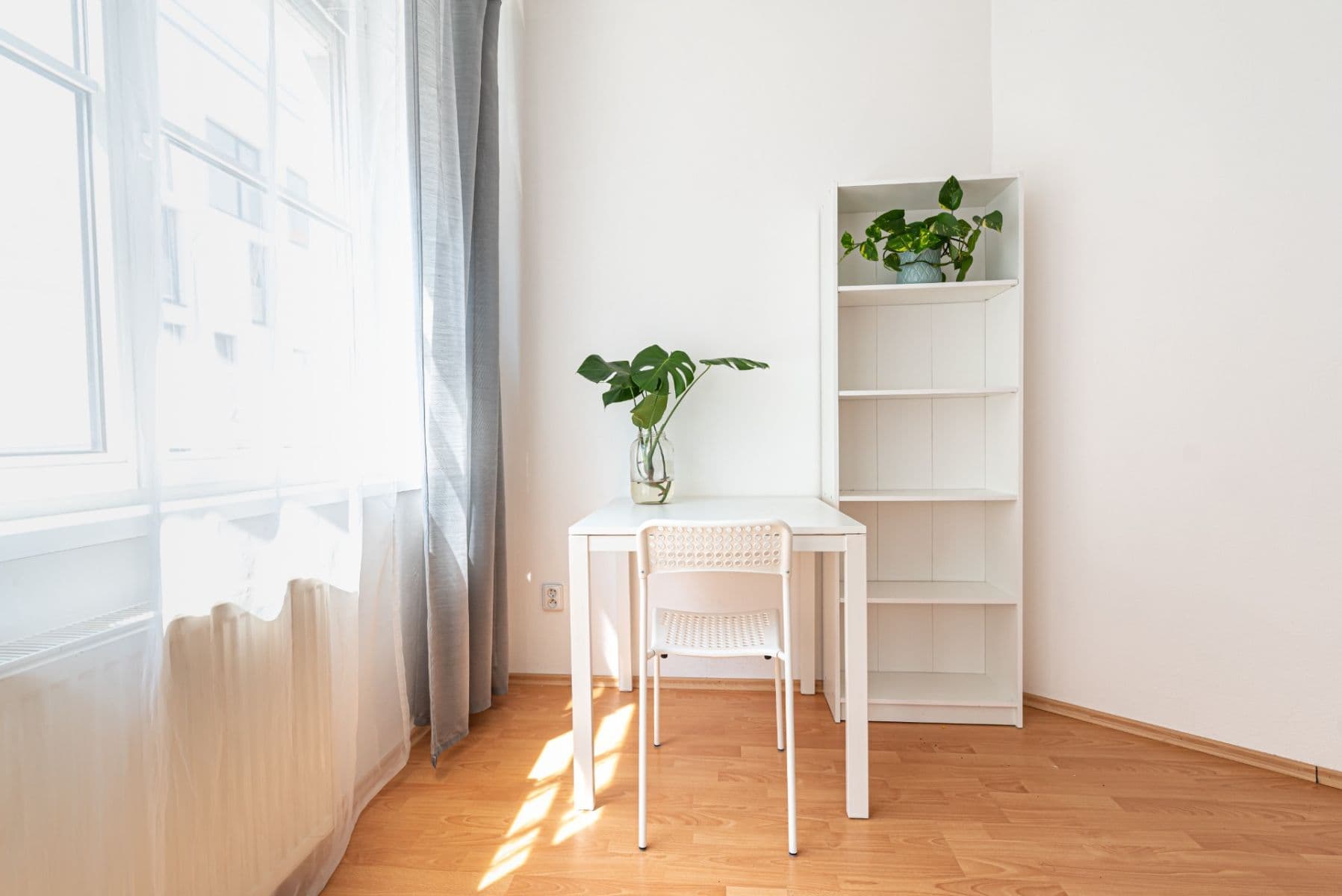 4 bedroom flat to rent, 95 m², Mickiewiczova, Bratislava - mestská časť Staré Mesto, Bratislavský Region 4 bedroom flat to rent, 95 m², Mickiewiczova, Bratislava - mestská časť Staré Mesto, Bratislavský Region