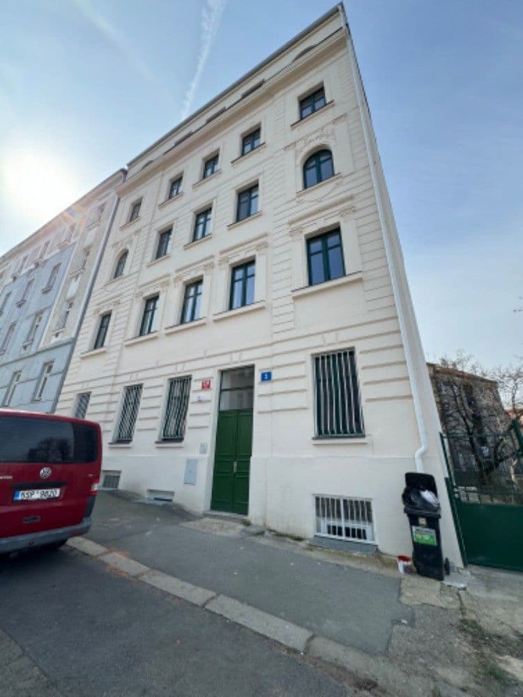 1 bedroom with open-plan kitchen flat to rent, 41 m², Prokopka, Prague, Prague 1 bedroom with open-plan kitchen flat to rent, 41 m², Prokopka, Prague, Prague