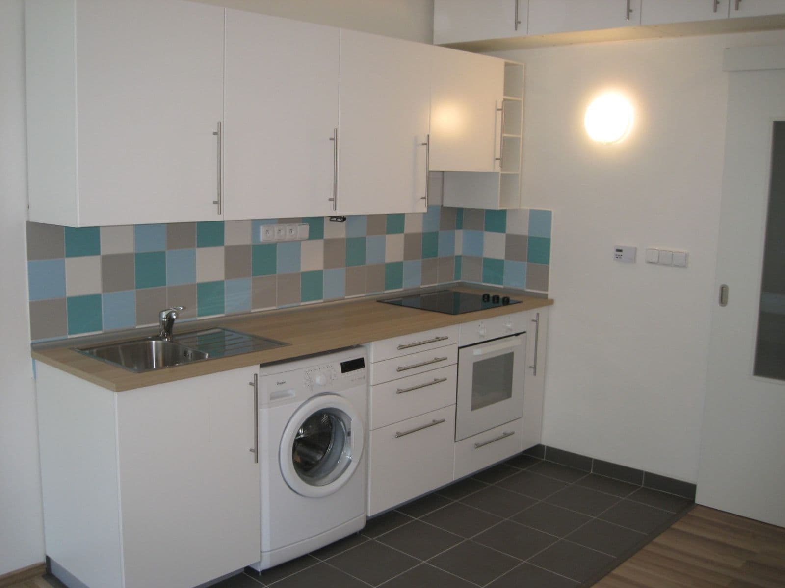 Small studio flat to rent, 25 m², U Parního mlýna, Prague, Prague Small studio flat to rent, 25 m², U Parního mlýna, Prague, Prague
