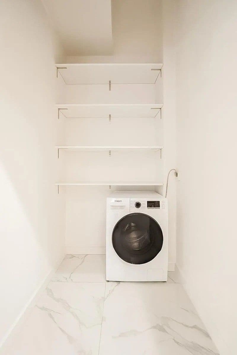 1 bedroom with open-plan kitchen flat to rent, 68 m², Peckova, Prague, Prague 1 bedroom with open-plan kitchen flat to rent, 68 m², Peckova, Prague, Prague