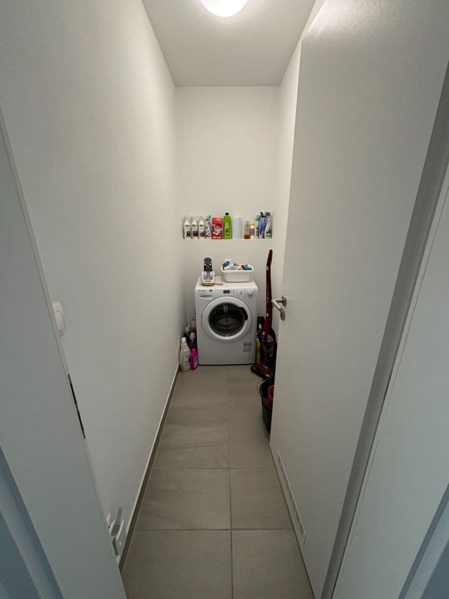 1 bedroom with open-plan kitchen flat for sale, 57 m², Moravcových, Prague, Prague 1 bedroom with open-plan kitchen flat for sale, 57 m², Moravcových, Prague, Prague