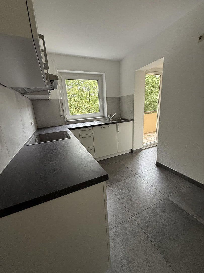 4 bedroom flat to rent, 91 m², Freiberg am Neckar, Baden-Württemberg 4 bedroom flat to rent, 91 m², Freiberg am Neckar, Baden-Württemberg