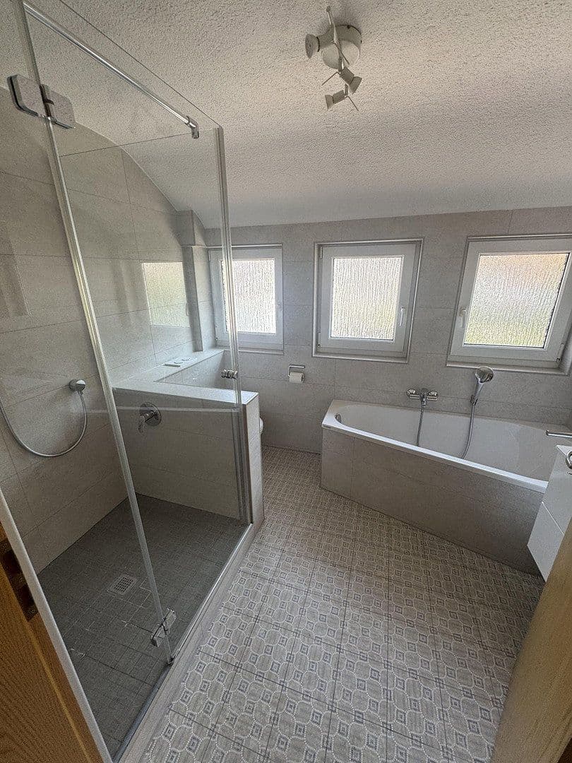 1 bedroom with open-plan kitchen flat to rent, 68 m², Bad Urach, Baden-Württemberg 1 bedroom with open-plan kitchen flat to rent, 68 m², Bad Urach, Baden-Württemberg