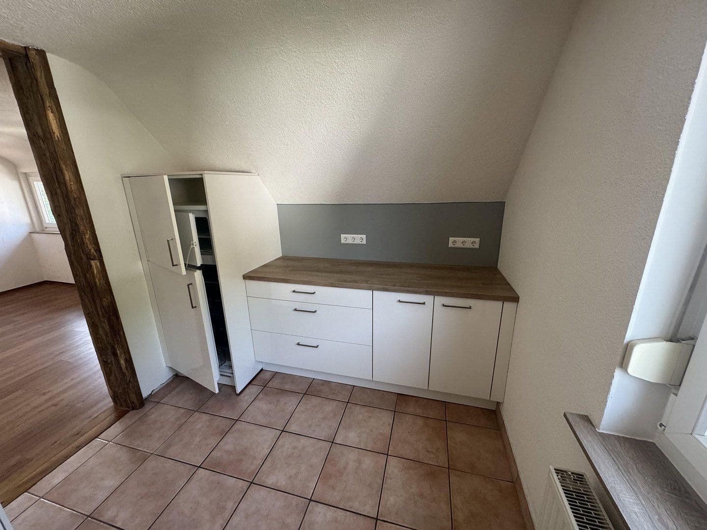 1 bedroom with open-plan kitchen flat to rent, 68 m², Bad Urach, Baden-Württemberg 1 bedroom with open-plan kitchen flat to rent, 68 m², Bad Urach, Baden-Württemberg