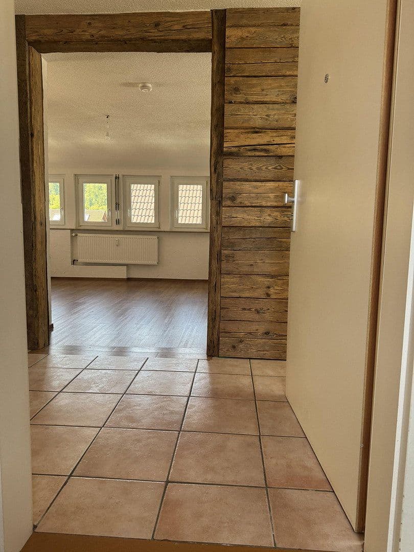 1 bedroom with open-plan kitchen flat to rent, 68 m², Bad Urach, Baden-Württemberg 1 bedroom with open-plan kitchen flat to rent, 68 m², Bad Urach, Baden-Württemberg