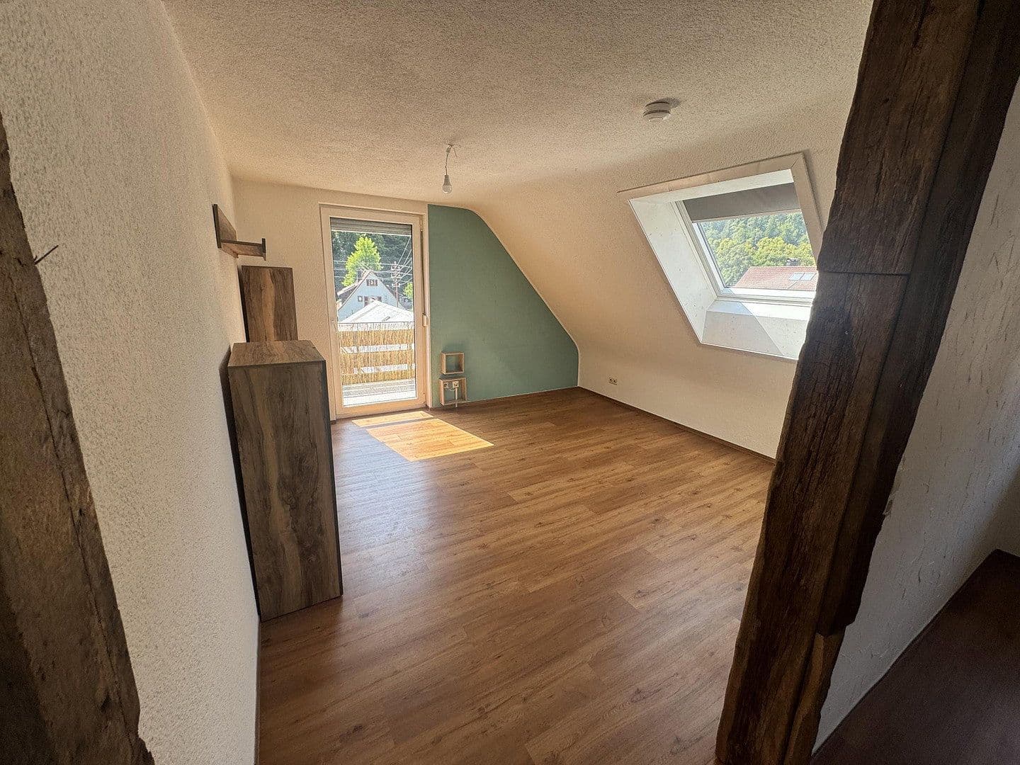 1 bedroom with open-plan kitchen flat to rent, 68 m², Bad Urach, Baden-Württemberg 1 bedroom with open-plan kitchen flat to rent, 68 m², Bad Urach, Baden-Württemberg