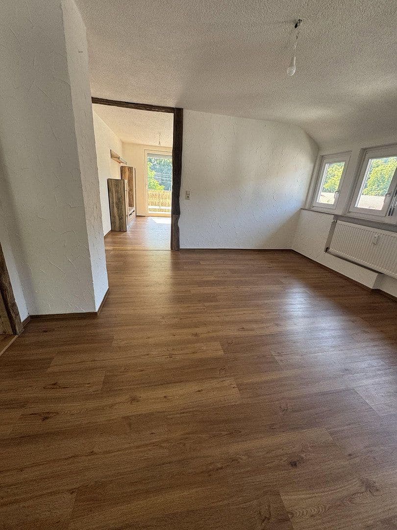 1 bedroom with open-plan kitchen flat to rent, 68 m², Bad Urach, Baden-Württemberg 1 bedroom with open-plan kitchen flat to rent, 68 m², Bad Urach, Baden-Württemberg