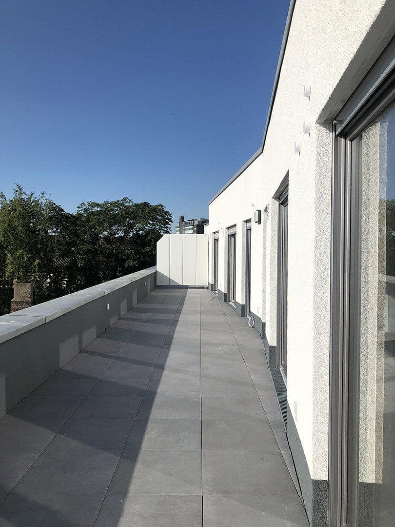 4 bedroom flat to rent, 172 m², Neuss, North Rhine-Westphalia 4 bedroom flat to rent, 172 m², Neuss, North Rhine-Westphalia