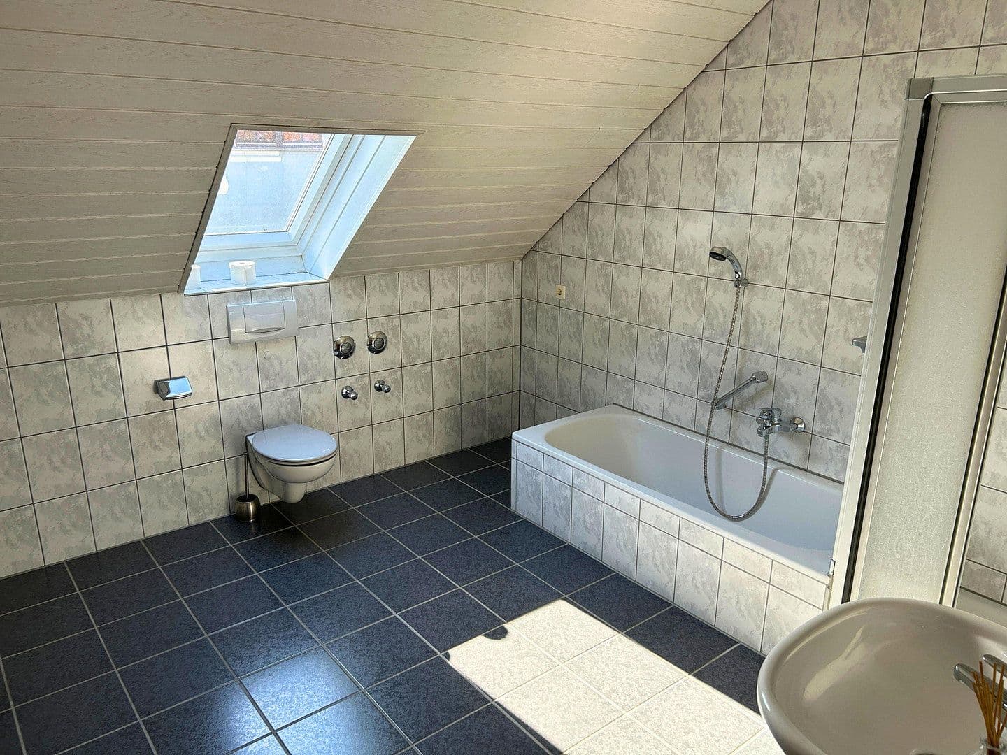 2 bedroom with open-plan kitchen flat to rent, 85 m², Wüstenrot, Baden-Württemberg 2 bedroom with open-plan kitchen flat to rent, 85 m², Wüstenrot, Baden-Württemberg