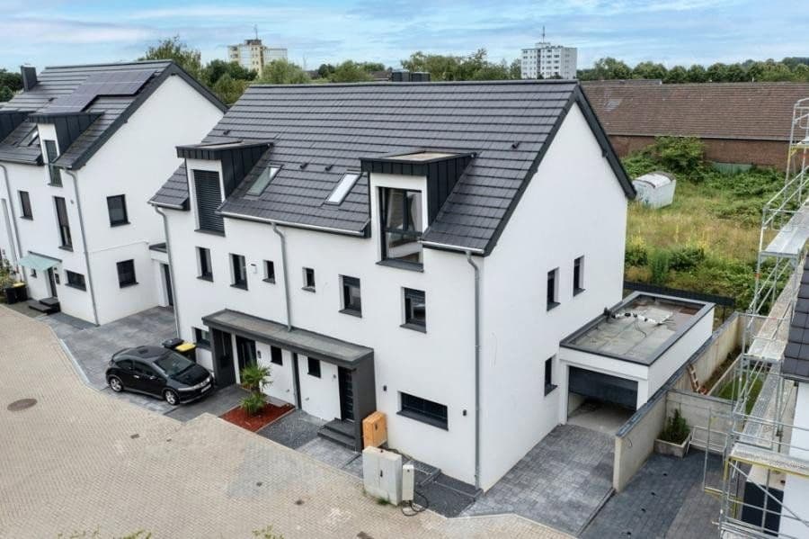 house for sale, 212 m², Am Blumenfeld 23 A, Meerbusch, North Rhine-Westphalia house for sale, 212 m², Am Blumenfeld 23 A, Meerbusch, North Rhine-Westphalia