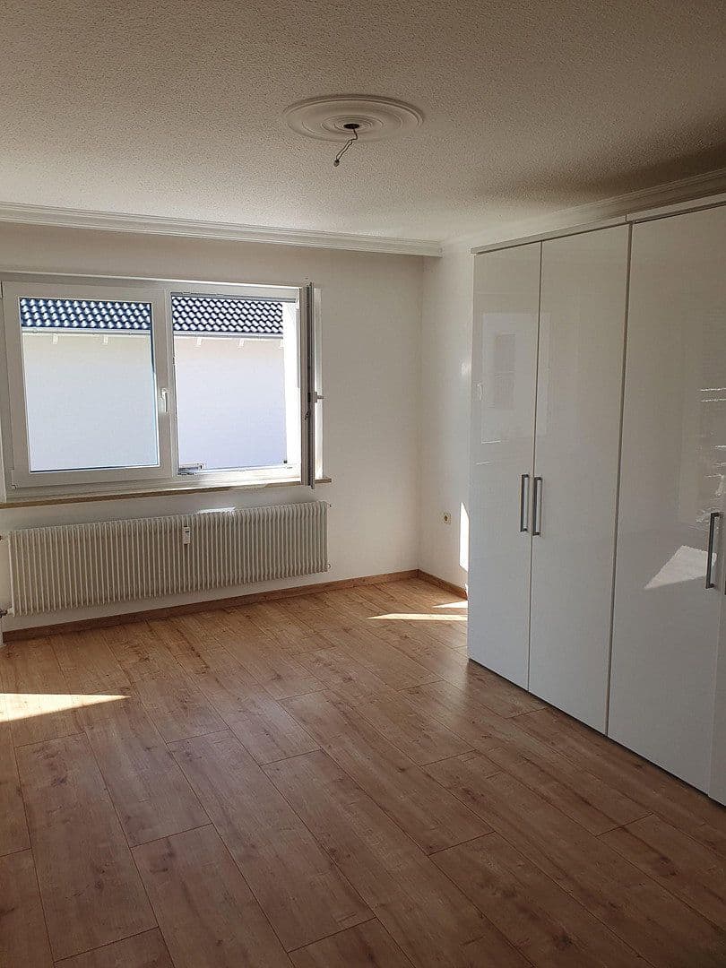 2 bedroom with open-plan kitchen flat to rent, 89 m², Grasmückenweg 4, Augsburg, Bavaria 2 bedroom with open-plan kitchen flat to rent, 89 m², Grasmückenweg 4, Augsburg, Bavaria