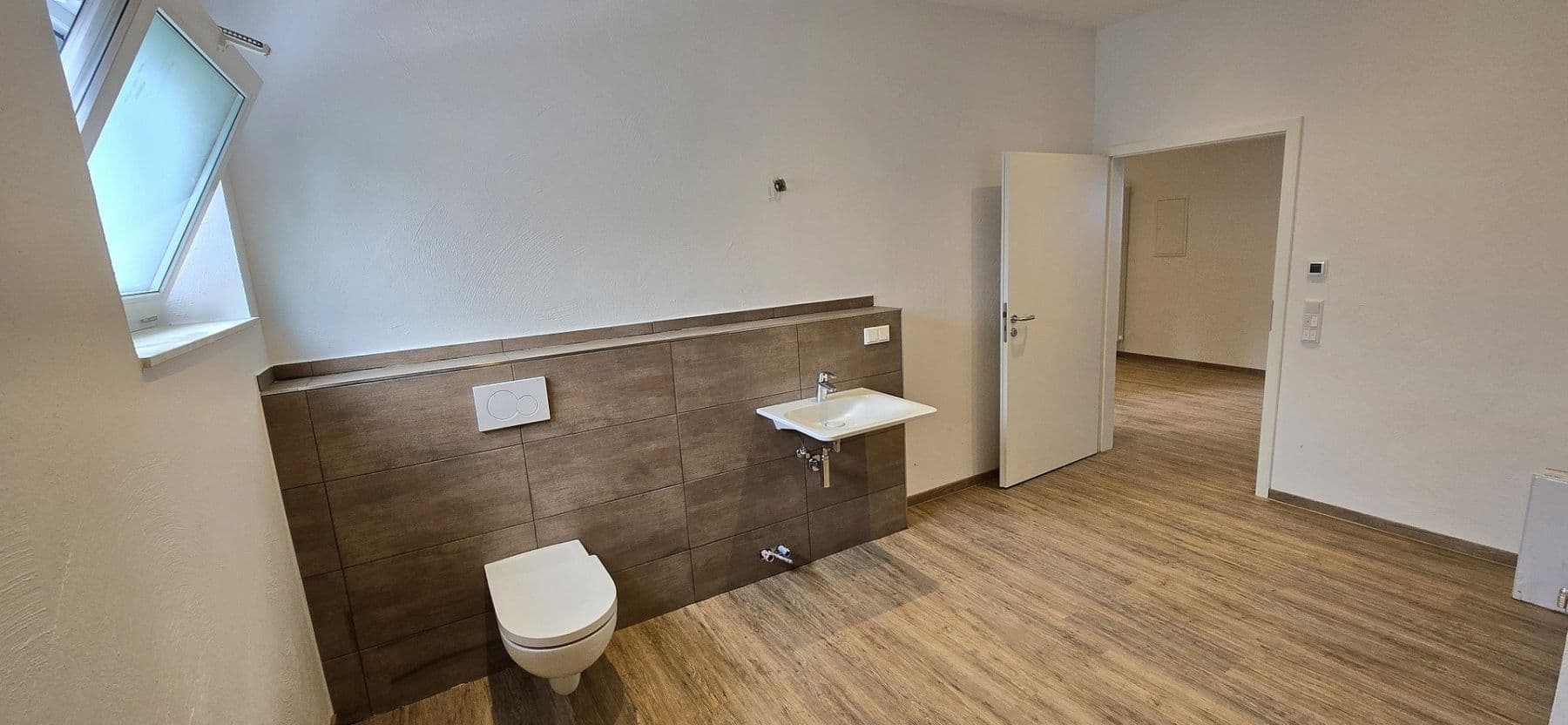 1 bedroom with open-plan kitchen flat to rent, 100 m², Freiherr-vom-Stein-Platz 2, Eisenberg (Pfalz), Rhineland-Palatinate 1 bedroom with open-plan kitchen flat to rent, 100 m², Freiherr-vom-Stein-Platz 2, Eisenberg (Pfalz), Rhineland-Palatinate