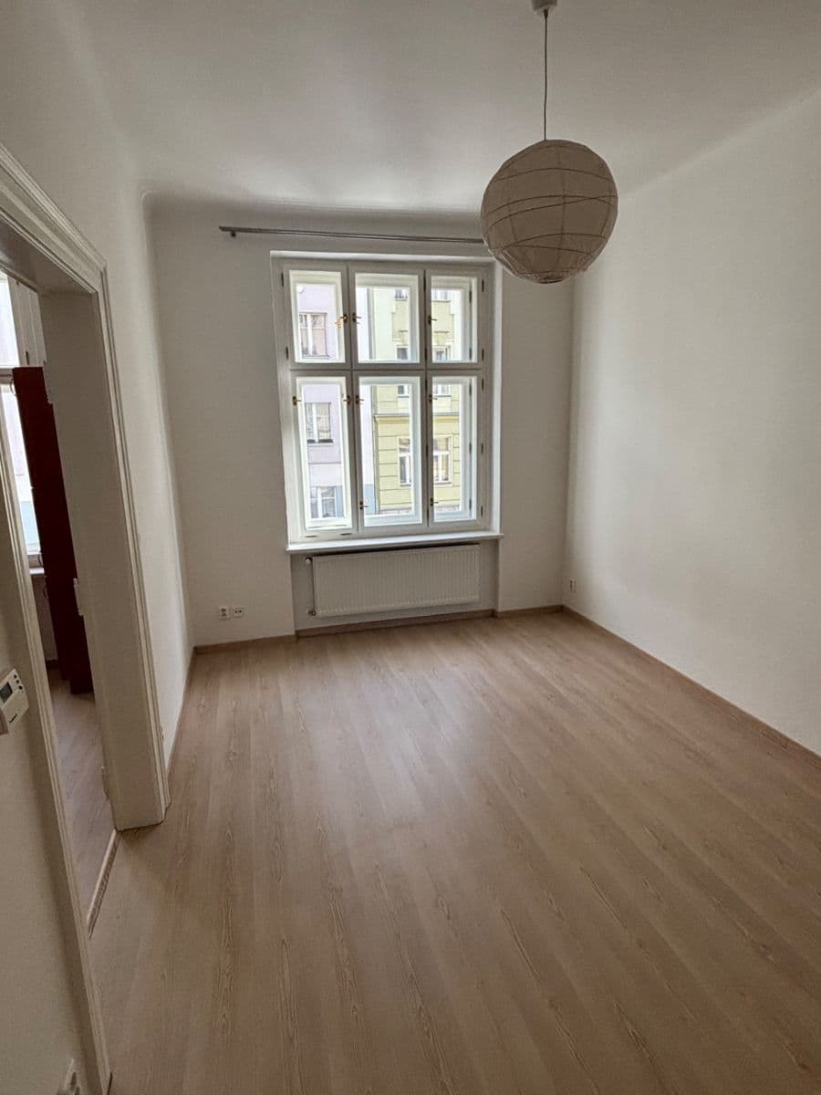 2 bedroom flat to rent, 58 m², Marie Cibulkové, Prague, Prague 2 bedroom flat to rent, 58 m², Marie Cibulkové, Prague, Prague