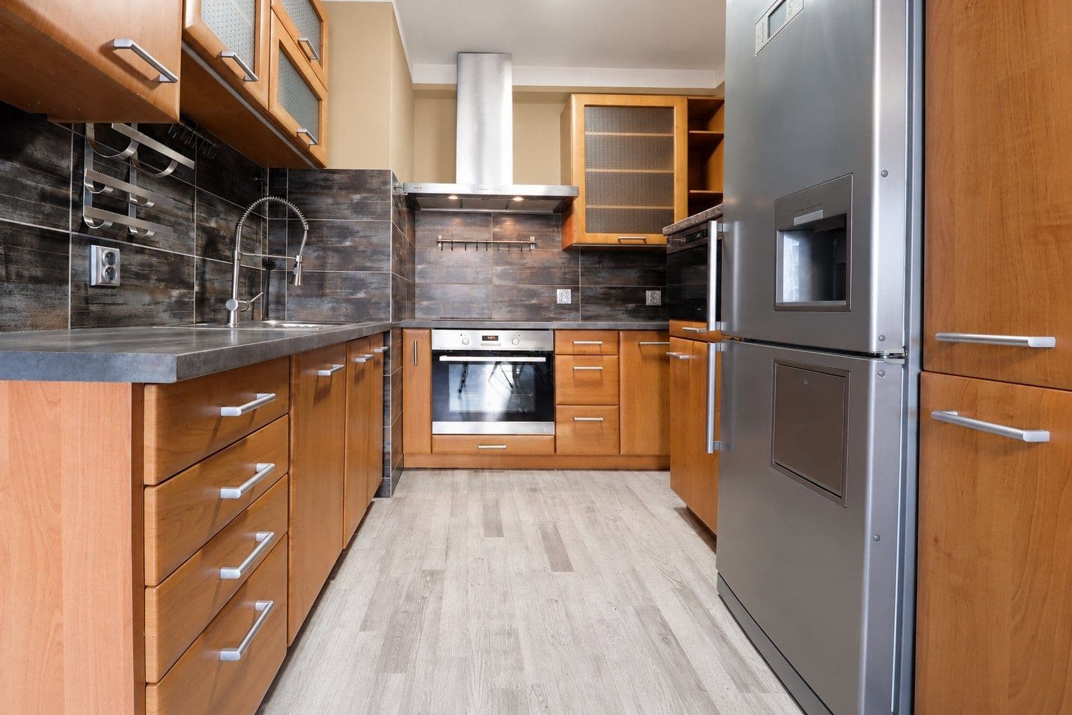 1 bedroom with open-plan kitchen flat to rent, 48 m², Jablonecká, Prague, Prague 1 bedroom with open-plan kitchen flat to rent, 48 m², Jablonecká, Prague, Prague