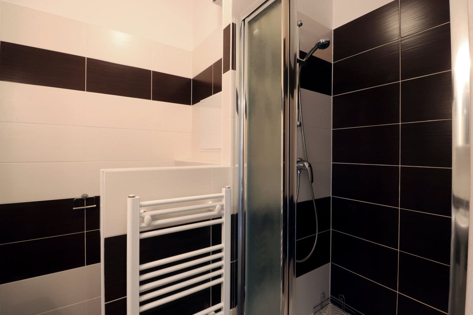 Studio flat to rent, 37 m², Farkašova, Prague, Prague Studio flat to rent, 37 m², Farkašova, Prague, Prague