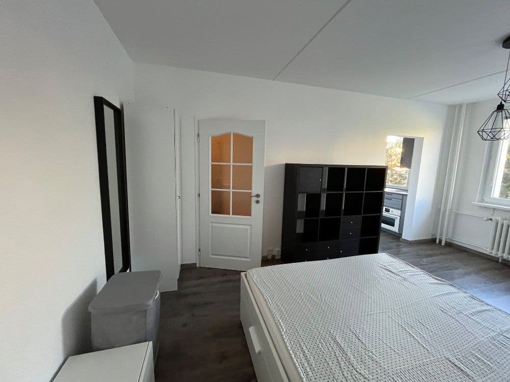 Studio flat to rent, 29 m², Valentova, Prague, Prague Studio flat to rent, 29 m², Valentova, Prague, Prague