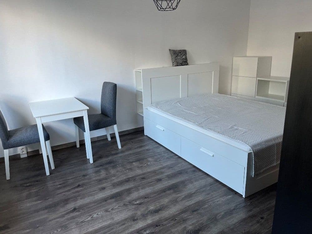 Studio flat to rent, 29 m², Valentova, Prague, Prague Studio flat to rent, 29 m², Valentova, Prague, Prague