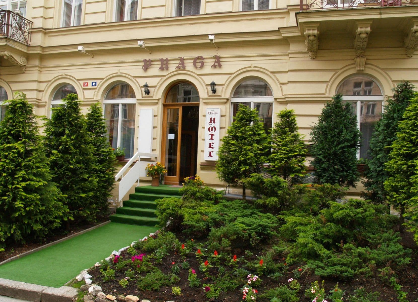 house to rent, 230 m², Sadová, Karlovy Vary, Karlovarský Region house to rent, 230 m², Sadová, Karlovy Vary, Karlovarský Region