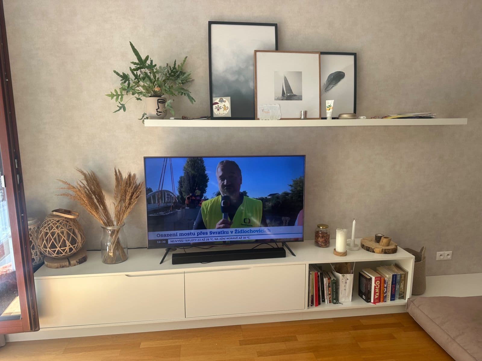 3 bedroom with open-plan kitchen flat to rent, 124 m², Pod Dvorem, Prague, Prague 3 bedroom with open-plan kitchen flat to rent, 124 m², Pod Dvorem, Prague, Prague