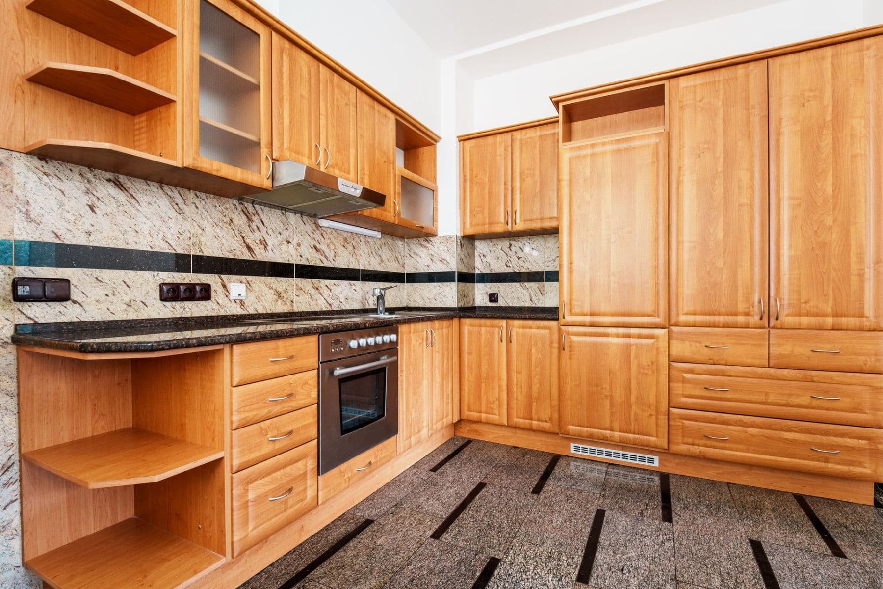 Studio flat to rent, 35 m², Pravá, Prague, Prague Studio flat to rent, 35 m², Pravá, Prague, Prague