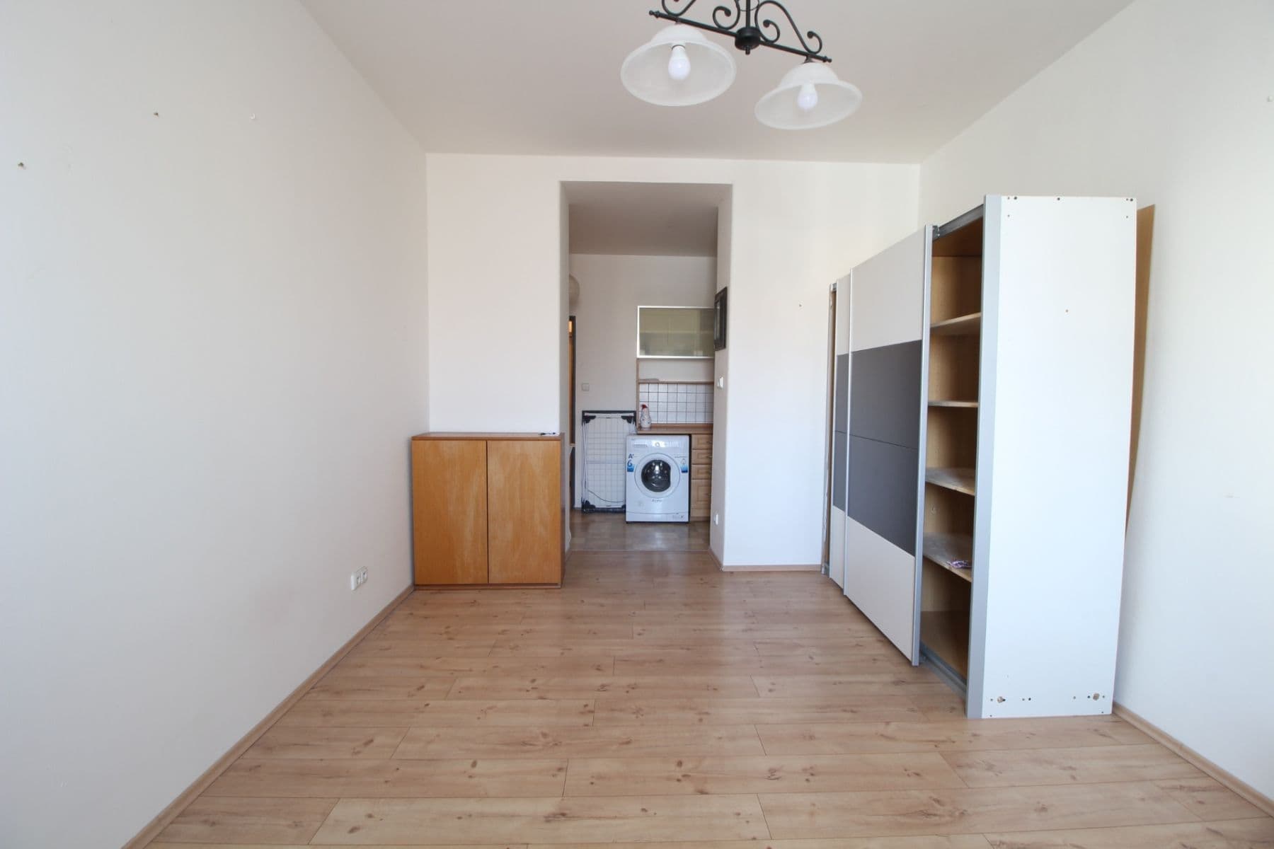 Studio flat to rent, 27 m², Za papírnou, Prague, Prague Studio flat to rent, 27 m², Za papírnou, Prague, Prague