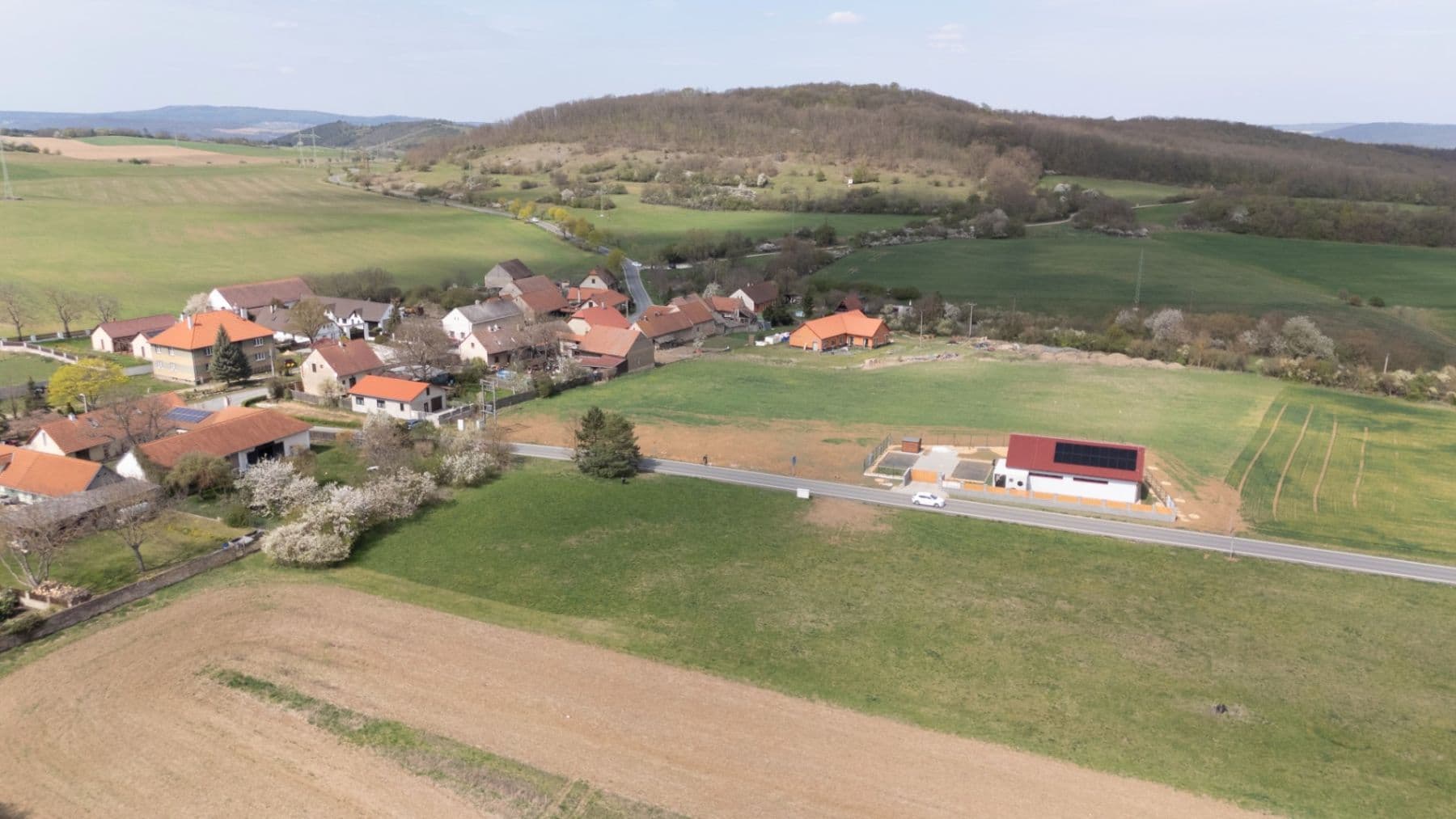 plot to rent, 1,081 m², Měňany, Středočeský Region plot to rent, 1,081 m², Měňany, Středočeský Region