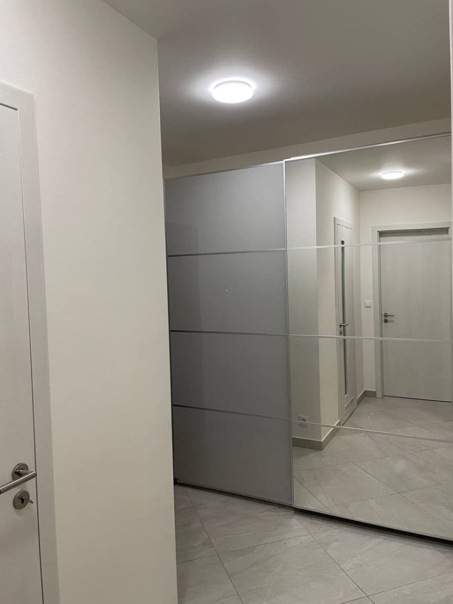 1 bedroom with open-plan kitchen flat to rent, 56 m², Drahňovická, Prague, Prague 1 bedroom with open-plan kitchen flat to rent, 56 m², Drahňovická, Prague, Prague