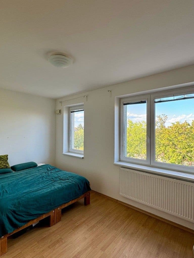 1 bedroom with open-plan kitchen flat for sale, 60 m², Moskevská, Prague, Prague 1 bedroom with open-plan kitchen flat for sale, 60 m², Moskevská, Prague, Prague