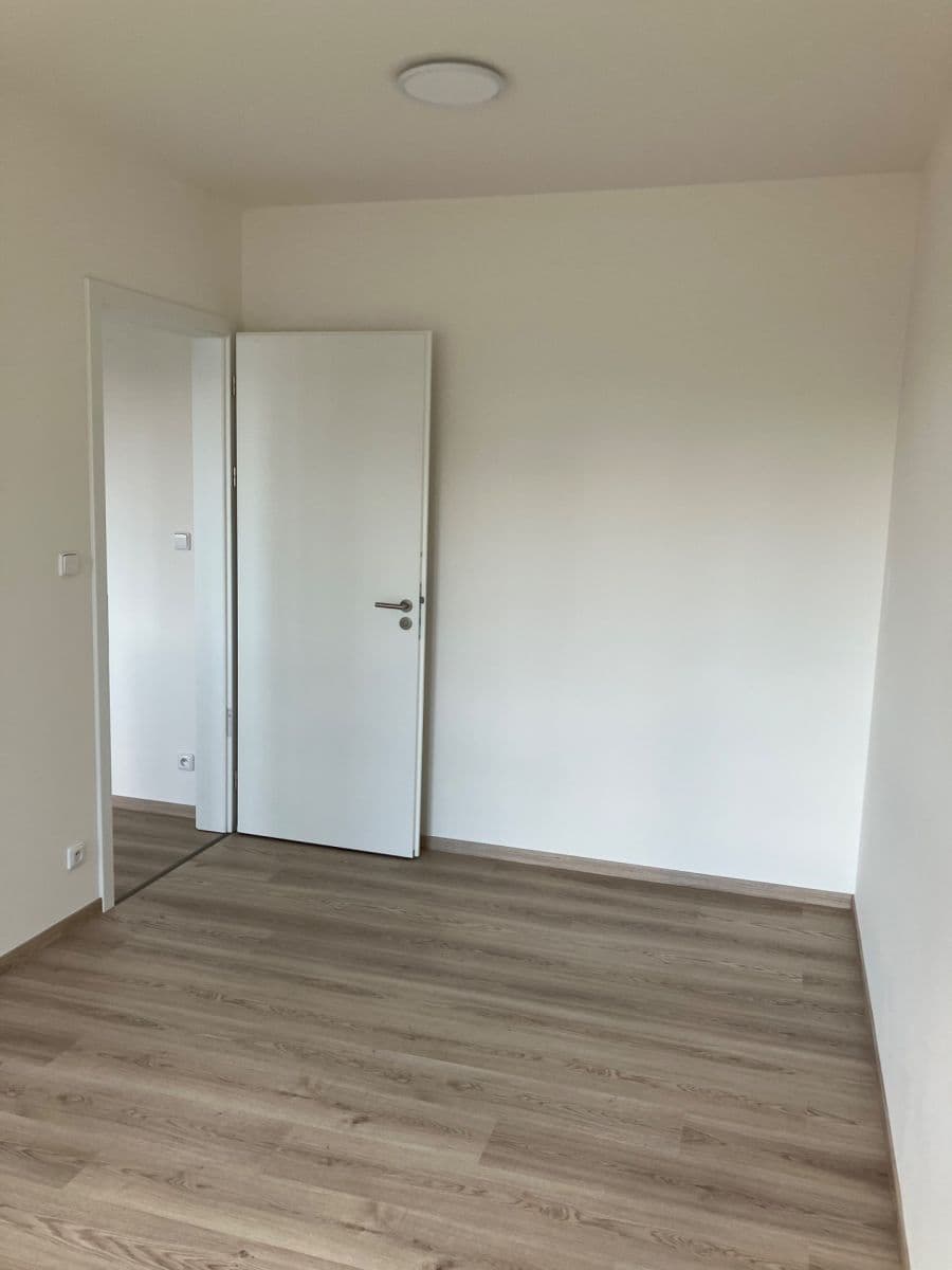1 bedroom with open-plan kitchen flat for sale, 47 m², Pod Harfou, Prague, Prague 1 bedroom with open-plan kitchen flat for sale, 47 m², Pod Harfou, Prague, Prague