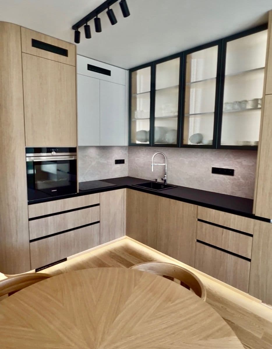 2 bedroom with open-plan kitchen flat to rent, 82 m², Lysolajské údolí, Prague, Prague 2 bedroom with open-plan kitchen flat to rent, 82 m², Lysolajské údolí, Prague, Prague