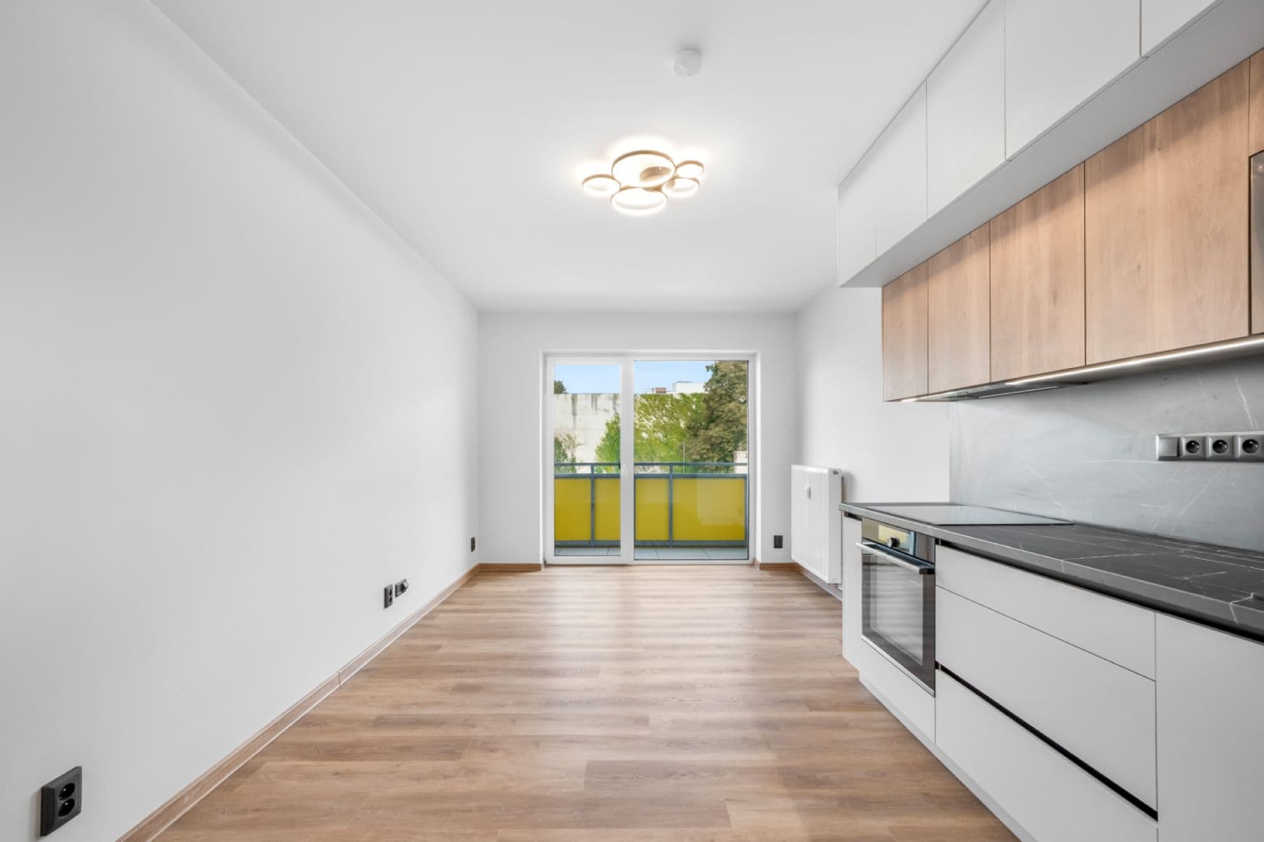1 bedroom with open-plan kitchen flat to rent, 45 m², Bratislavská, Brno, Jihomoravský Region 1 bedroom with open-plan kitchen flat to rent, 45 m², Bratislavská, Brno, Jihomoravský Region