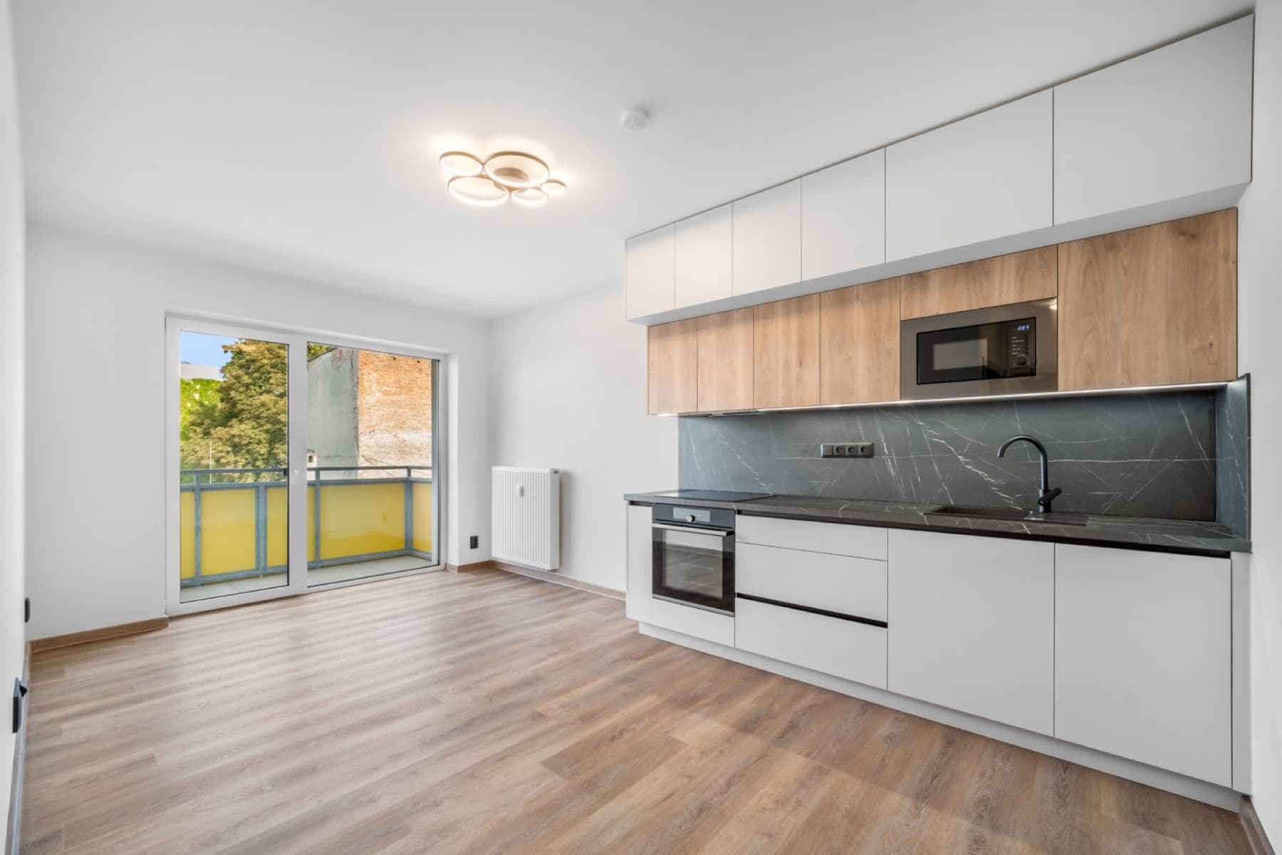 1 bedroom with open-plan kitchen flat to rent, 45 m², Bratislavská, Brno, Jihomoravský Region 1 bedroom with open-plan kitchen flat to rent, 45 m², Bratislavská, Brno, Jihomoravský Region