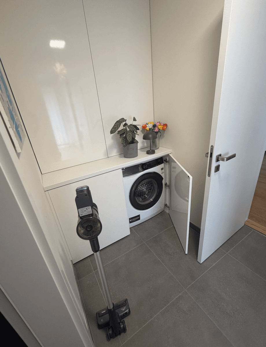 1 bedroom with open-plan kitchen flat to rent, 64 m², Toyen, Prague, Prague 1 bedroom with open-plan kitchen flat to rent, 64 m², Toyen, Prague, Prague