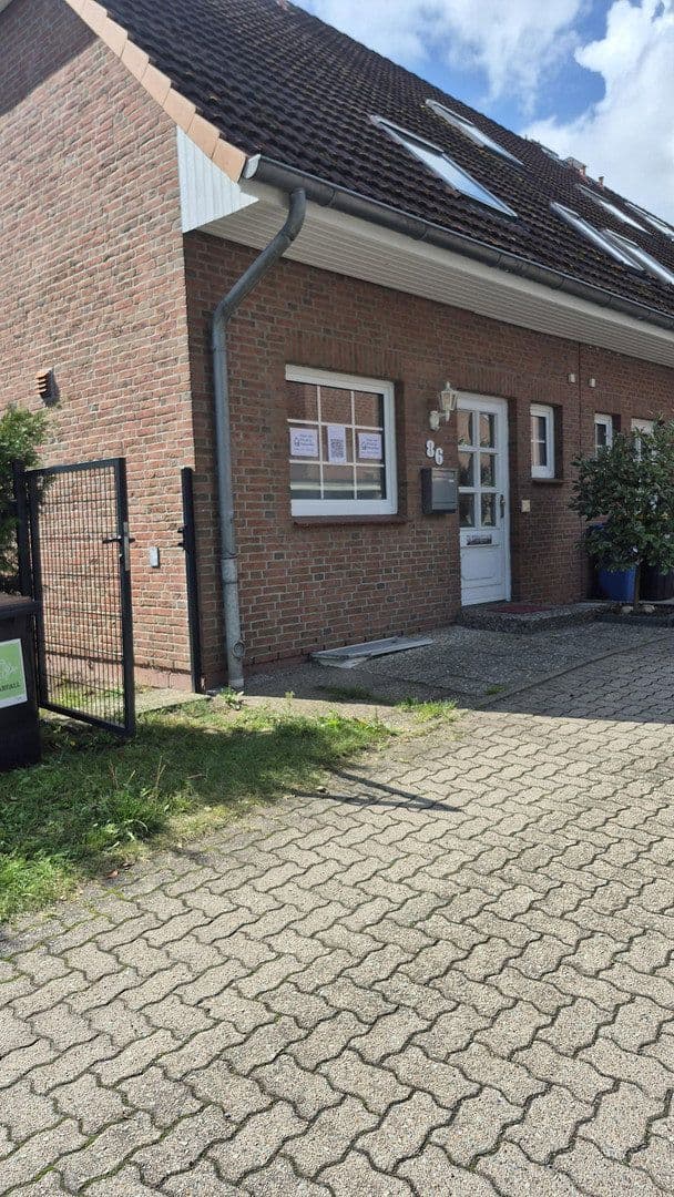 house for sale, 102 m², Am Eichholz 86, Uetersen, Schleswig-Holstein house for sale, 102 m², Am Eichholz 86, Uetersen, Schleswig-Holstein