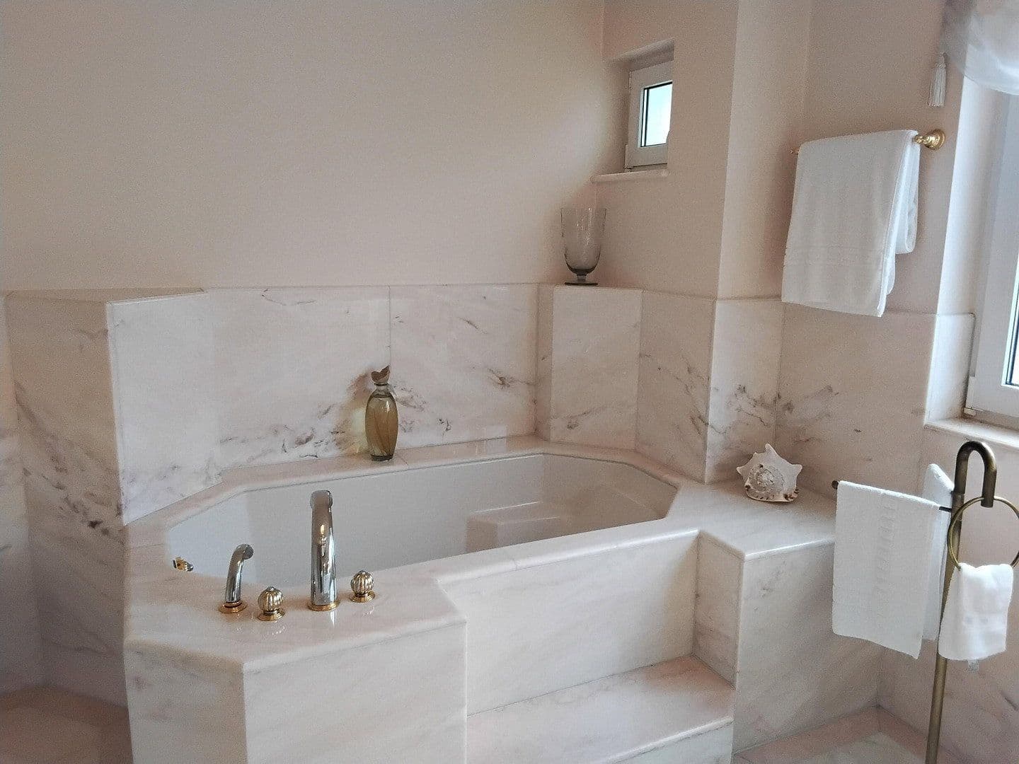 3 bedroom with open-plan kitchen flat for sale, 126 m², Neustadt, Rhineland-Palatinate 3 bedroom with open-plan kitchen flat for sale, 126 m², Neustadt, Rhineland-Palatinate