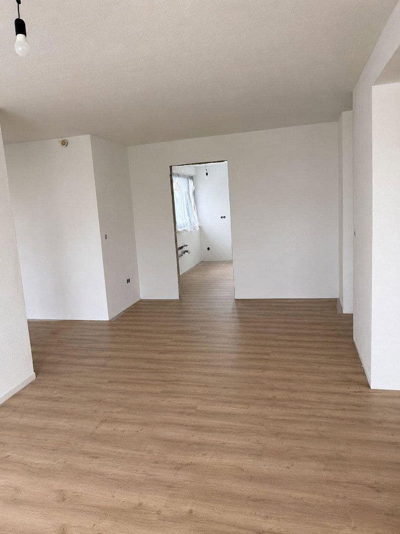 2 bedroom with open-plan kitchen flat to rent, 114 m², Bietigheim-Bissingen, Baden-Württemberg 2 bedroom with open-plan kitchen flat to rent, 114 m², Bietigheim-Bissingen, Baden-Württemberg