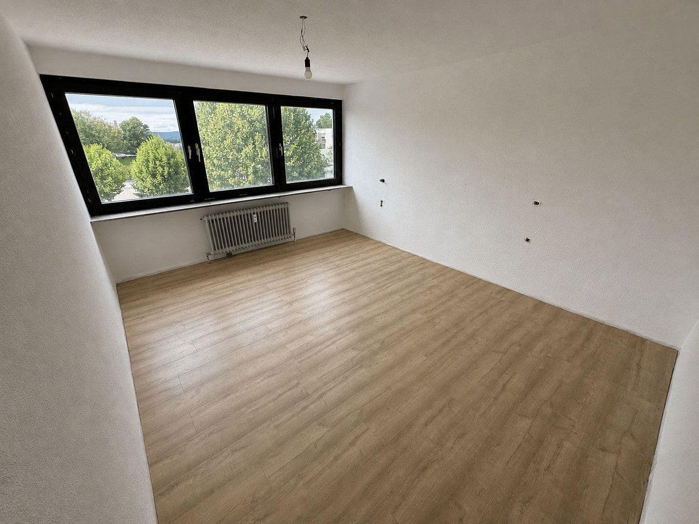 2 bedroom with open-plan kitchen flat to rent, 114 m², Bietigheim-Bissingen, Baden-Württemberg 2 bedroom with open-plan kitchen flat to rent, 114 m², Bietigheim-Bissingen, Baden-Württemberg