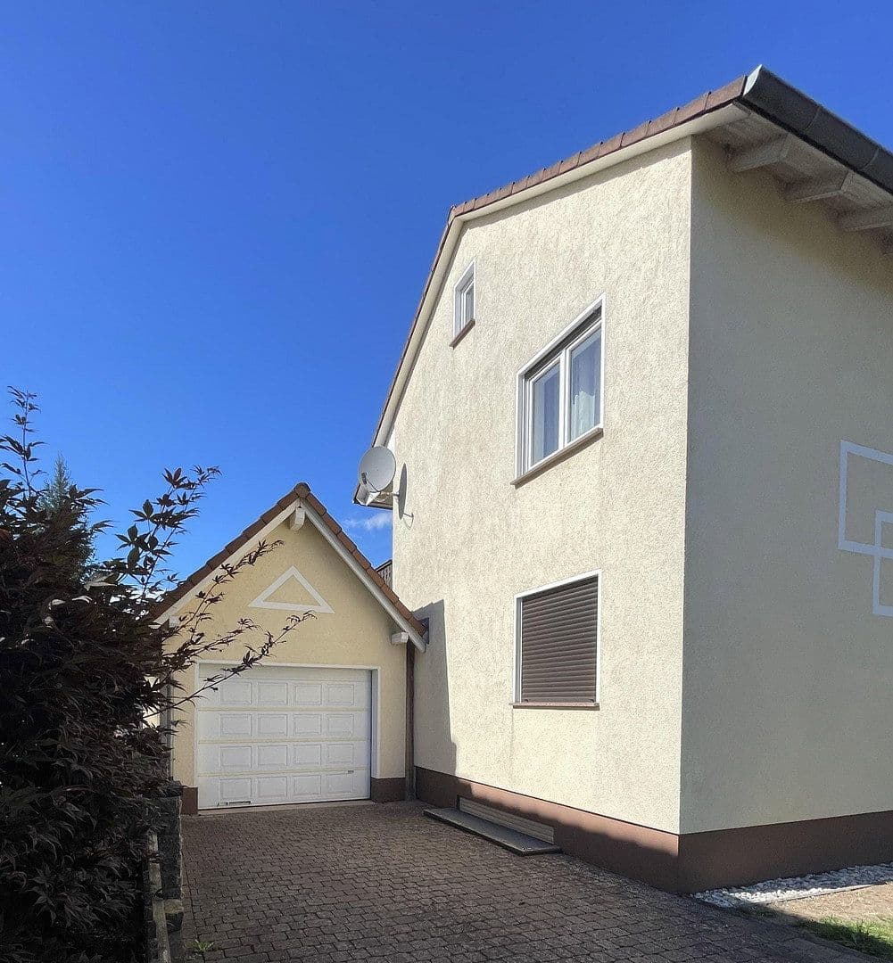 house for sale, 204 m², Rotenburg an der Fulda, Hesse house for sale, 204 m², Rotenburg an der Fulda, Hesse