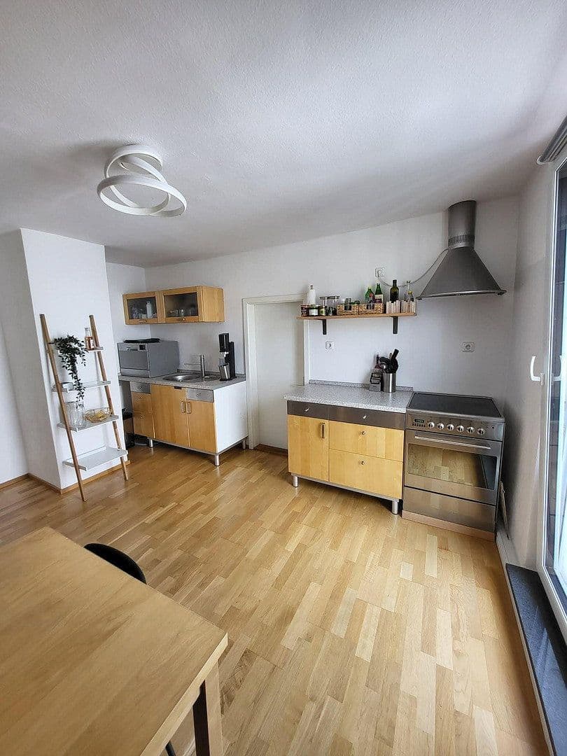 2 bedroom with open-plan kitchen flat to rent, 65 m², Hirschstrasse 10, Kempten (Allgäu), Bavaria 2 bedroom with open-plan kitchen flat to rent, 65 m², Hirschstrasse 10, Kempten (Allgäu), Bavaria