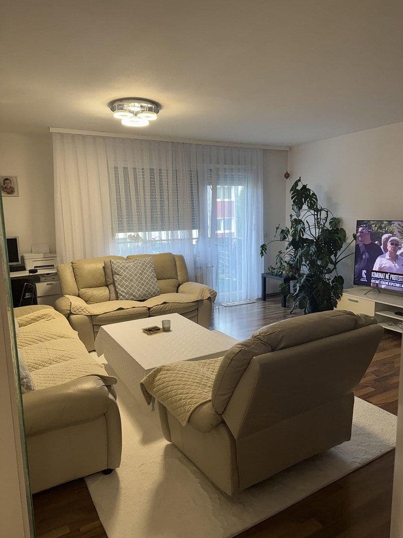 4 bedroom flat to rent, 95 m², Stettinerstr. 11a, Heiligenhaus, North Rhine-Westphalia 4 bedroom flat to rent, 95 m², Stettinerstr. 11a, Heiligenhaus, North Rhine-Westphalia